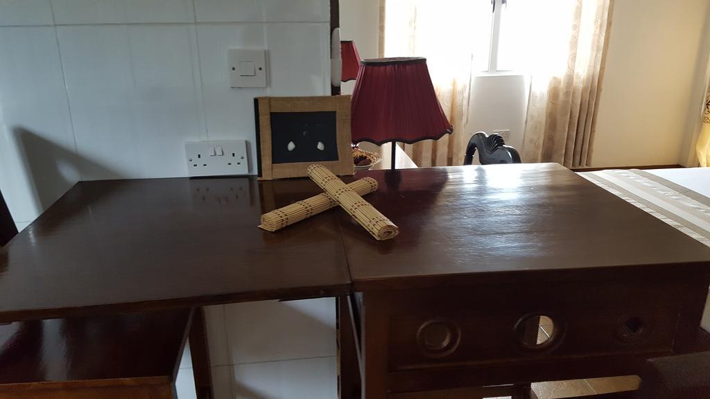 Villa Kayola - Self Catering Pointe La Rue Εξωτερικό φωτογραφία