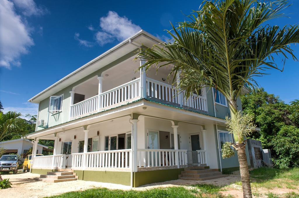 Villa Kayola - Self Catering Pointe La Rue Εξωτερικό φωτογραφία