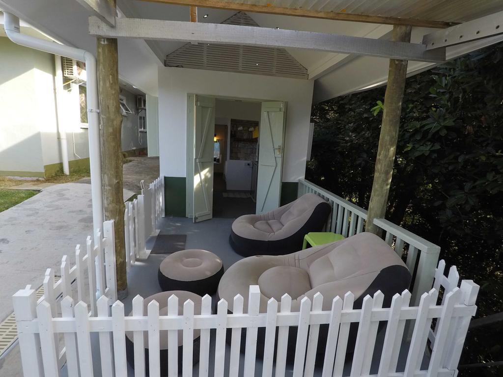 Villa Kayola - Self Catering Pointe La Rue Εξωτερικό φωτογραφία